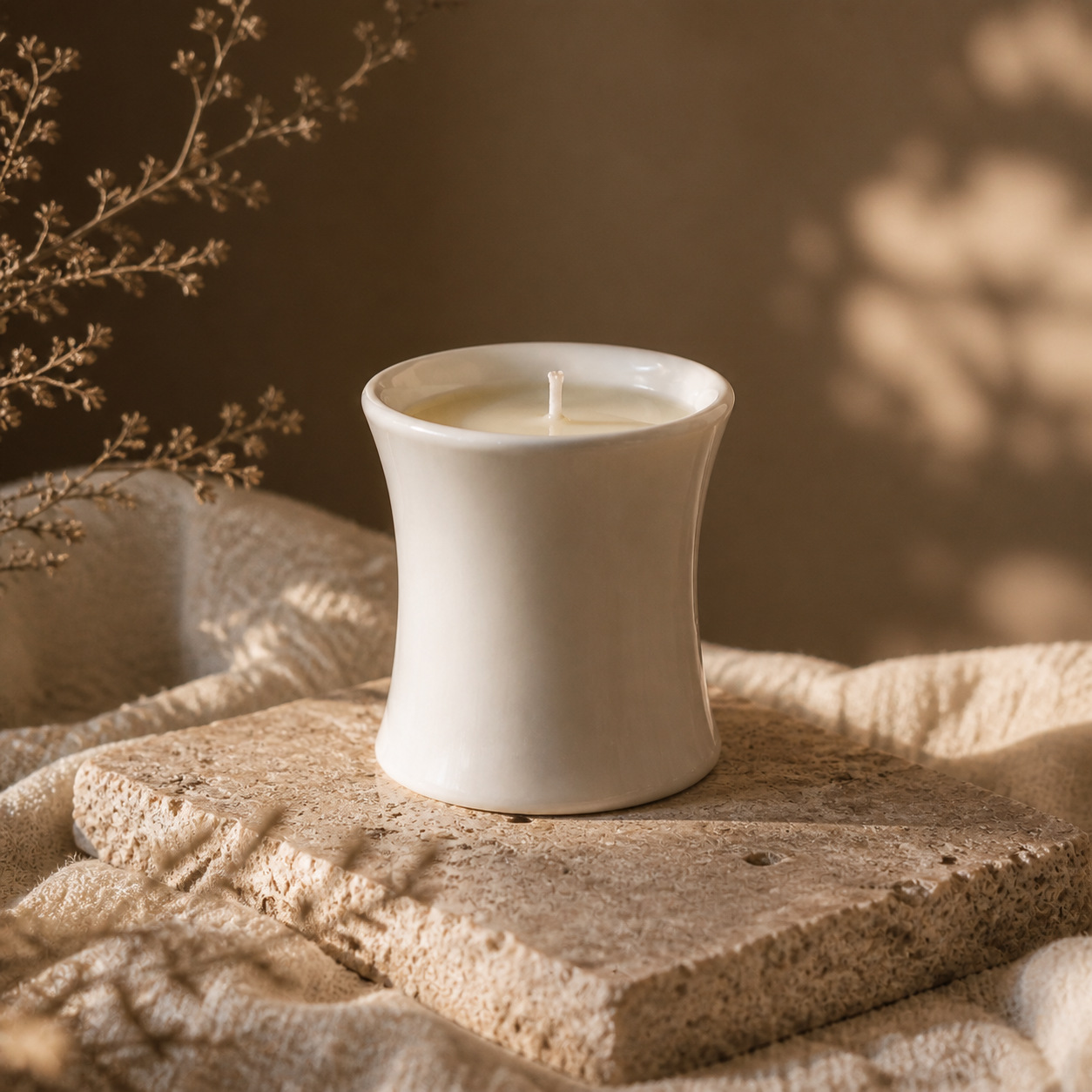 เทียนหอมไขถั่วเหลืองในถ้วยเซรา - Home Fragrance Usa บทวิจารณ์และราคา